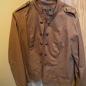 Lightweight women’s jacket